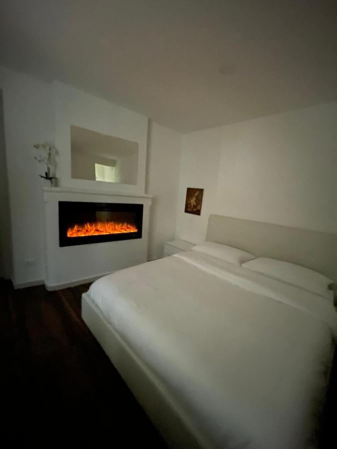 Luxury 1 Al Duomo Di Parma Apartment Ngoại thất bức ảnh